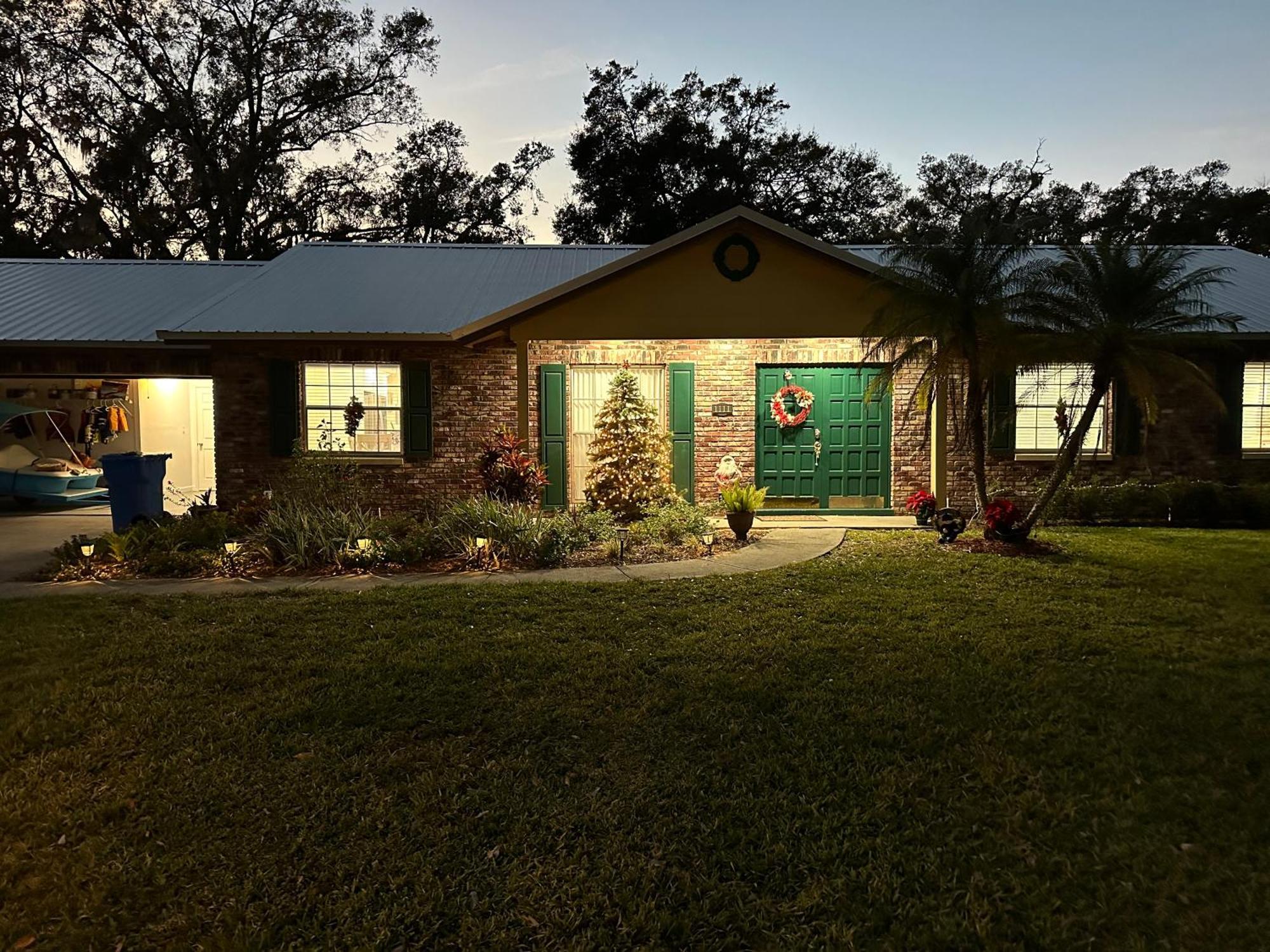 Lake Valrico'S Camelot Court With Heated Pool & Access To Private Lake Eksteriør bilde